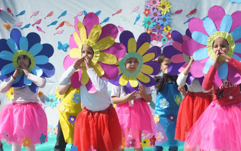 Creche e Centro de Educação Infantil Municipal comemora o dia da Primavera