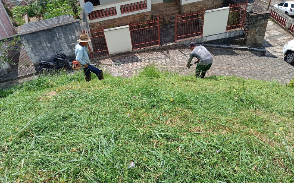 Cidade Limpa: Os trabalhos de limpeza em nossa cidade seguem a todo vapor!