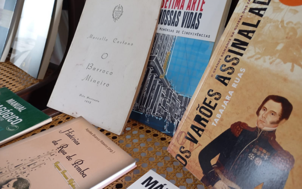 Doação de livros no Centro de Informações Turísticas de Aiuruoca é sucesso!